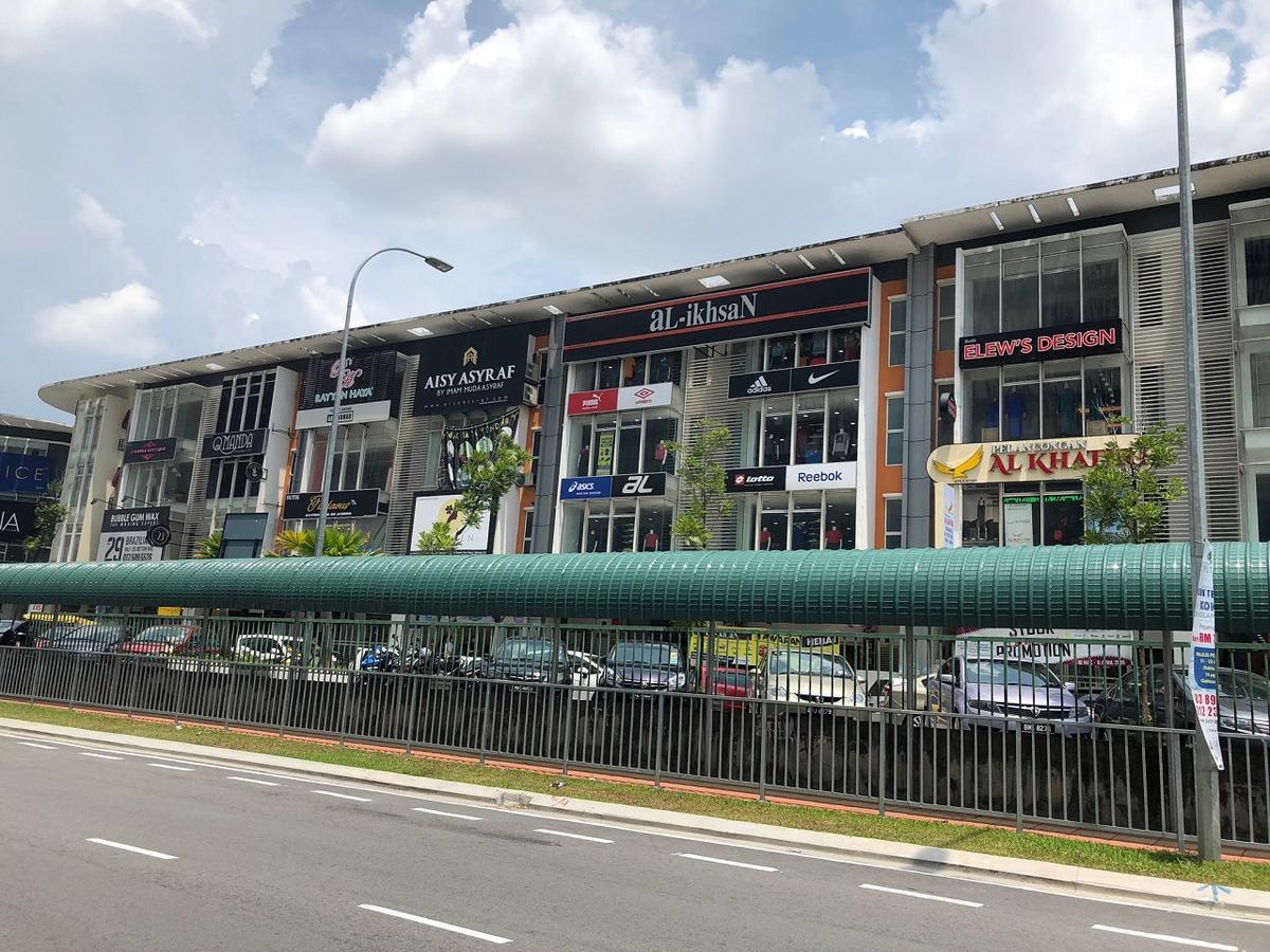Lägenhet Studio på 43 m² i Putrajaya med 1 badrum  Bangi Exteriör bild